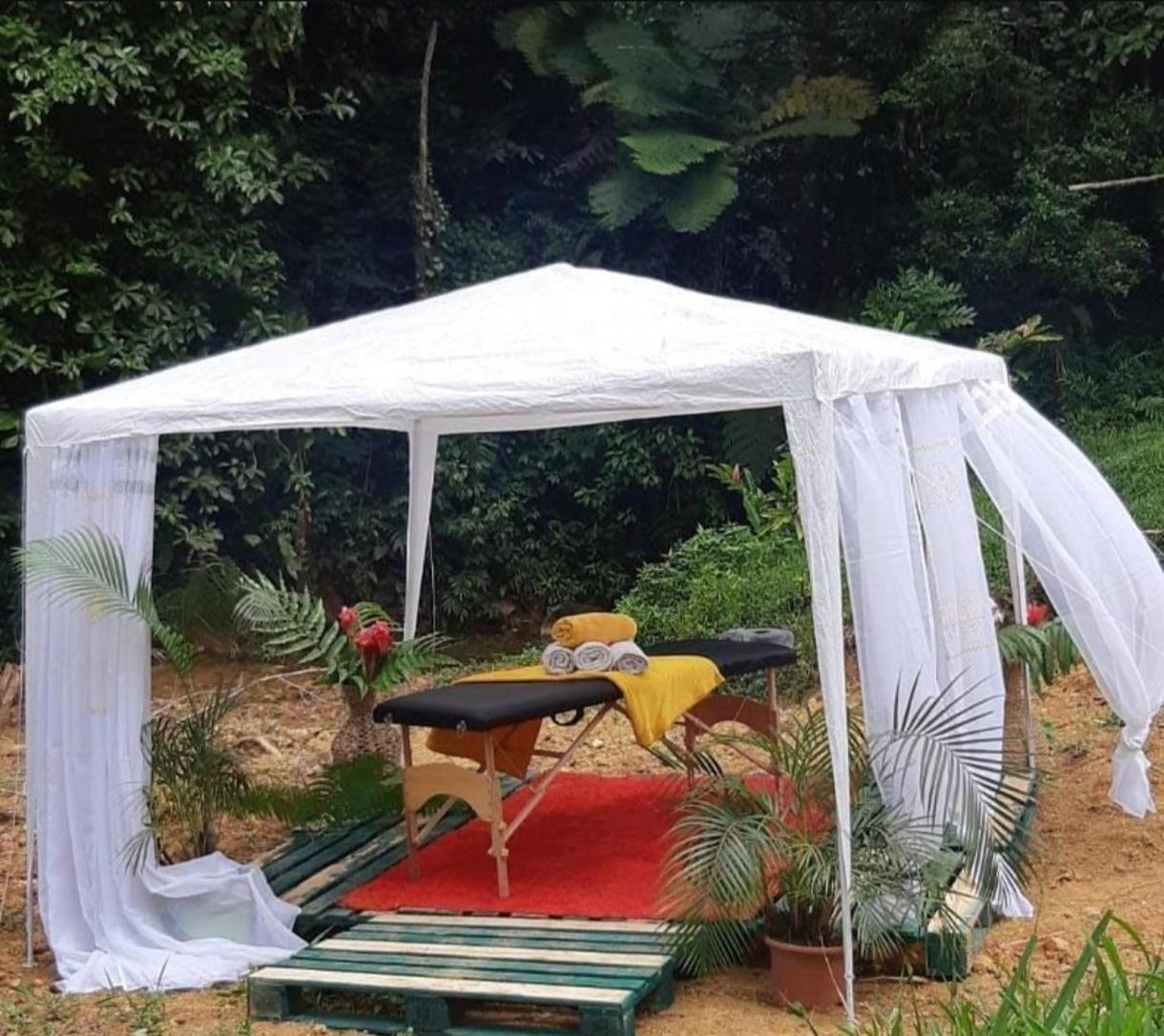 Camping A La Ferme Gros-Morne エクステリア 写真